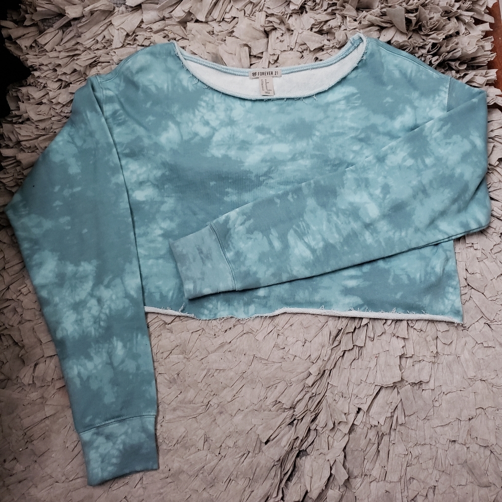 Cropped sweater